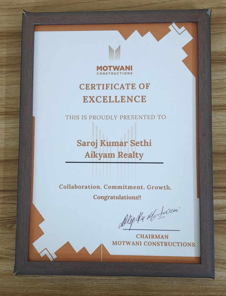 Motwani Constructions Certificate of Excellence awarded to Saroj Kumar Sethi of Aikyam Realty